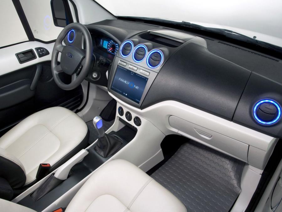  Ford Transit Connect Family One Concept 2009 года  (фото 31 из 39)